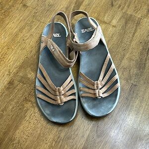 Teva Women's Sandals with Tan Straps and Gray Soles